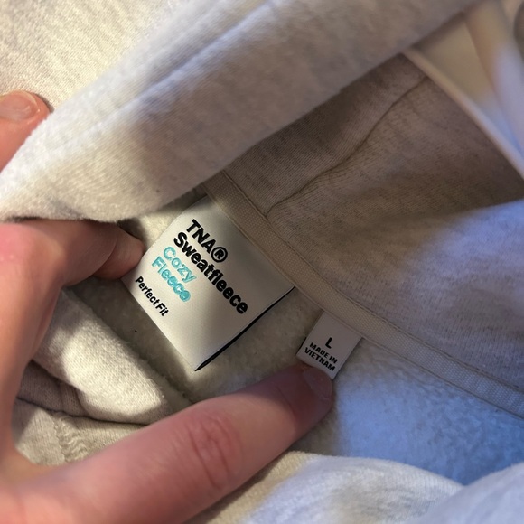 Aritzia Sweat Set - Picture 5 of 6